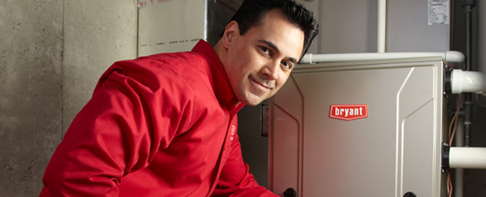sr-fad Bryant dealer technician repairing furnace